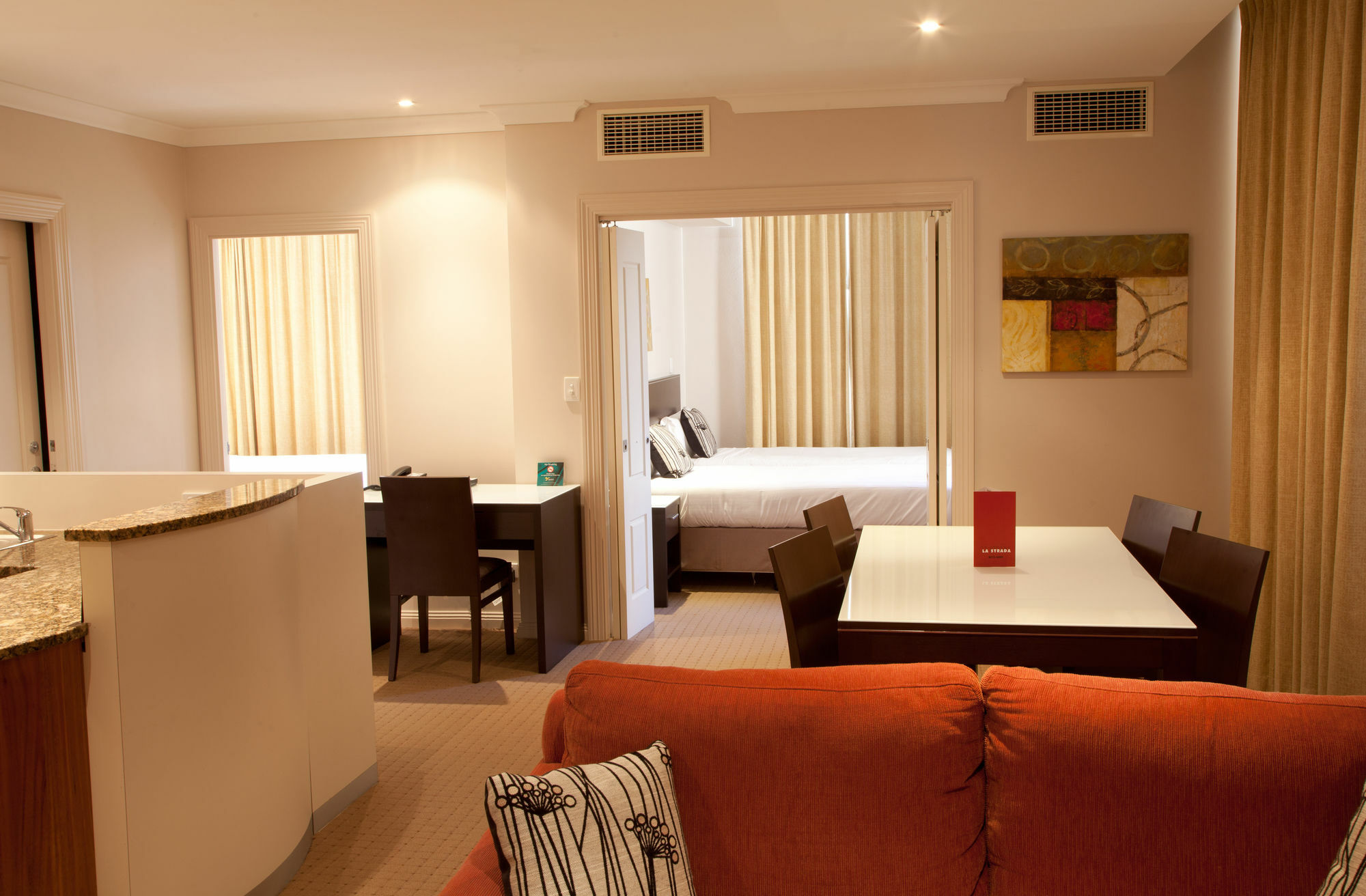 Quality Apartments Adelaide Central Phòng bức ảnh